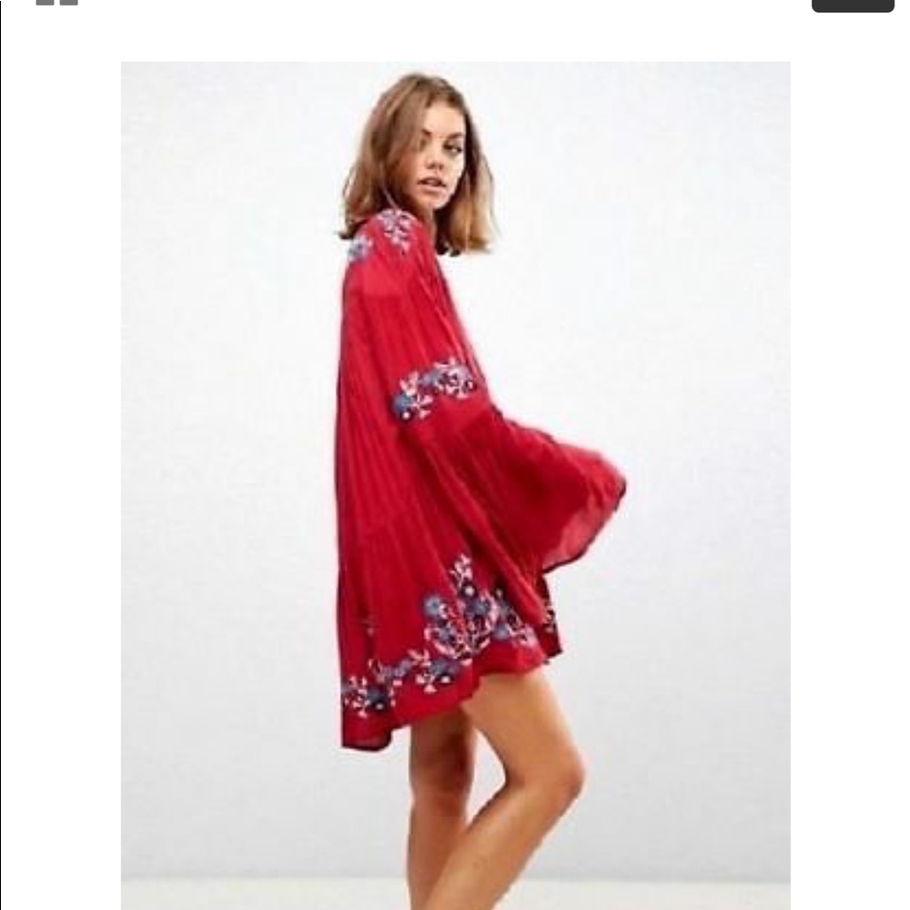Free People Red NWOT Embroidered Flared Dress Size S Flirty PERFECT & STUNNING! - Picture 4 of 16